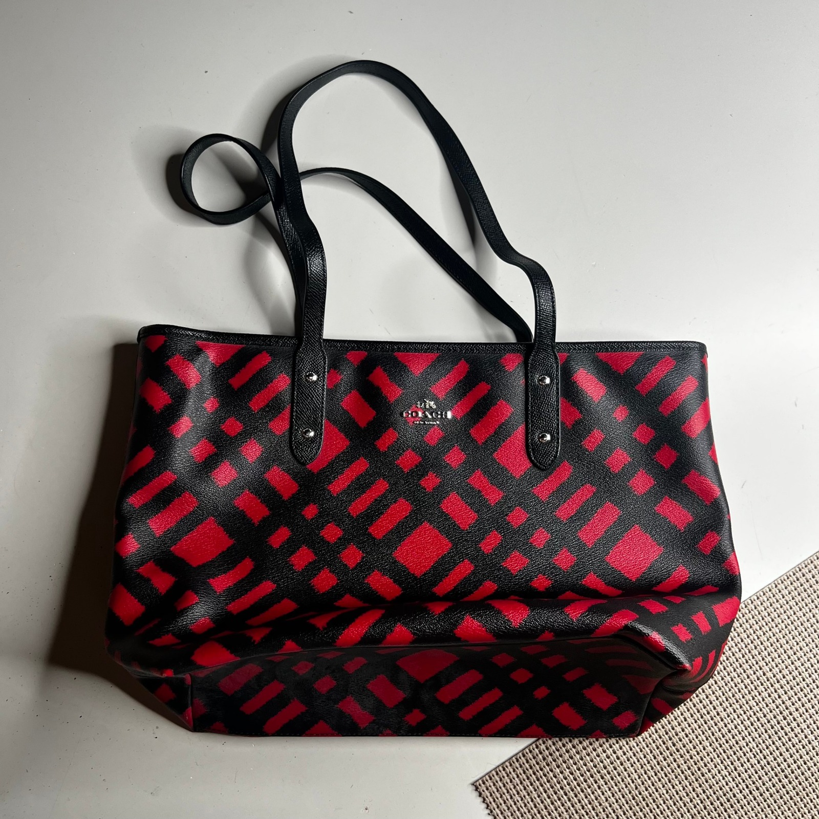 Coach City Tote Red Black Plaid Crossgrain Leather Zip Top Bag F22248